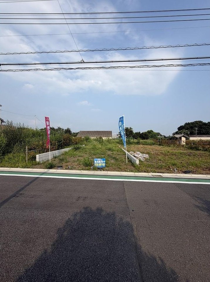 [Seller] Osogo, Fujisawa City. The name of the area comes from the habitat of otters. Two plots of land for sale with building restrictions. &mdash; photo 7